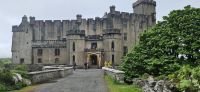 PICTURES/Dunvegan Castle/t_Entrance1.jpg